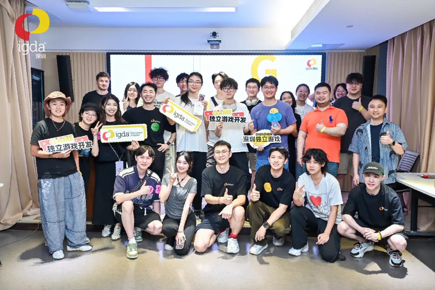 游戏人的“铁人六项” 活动照片
