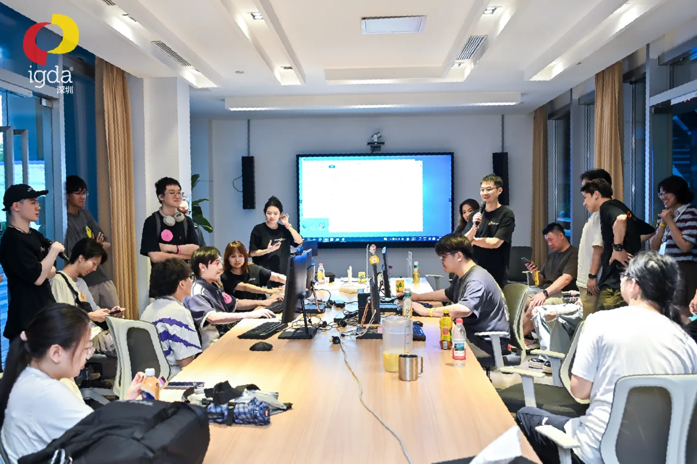 游戏人的“铁人六项” 活动照片